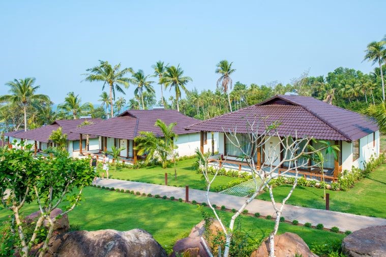 Connecting Deluxe Ocean View